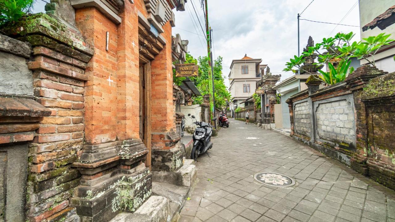 A Pousada Peanut House Ubud Exterior foto